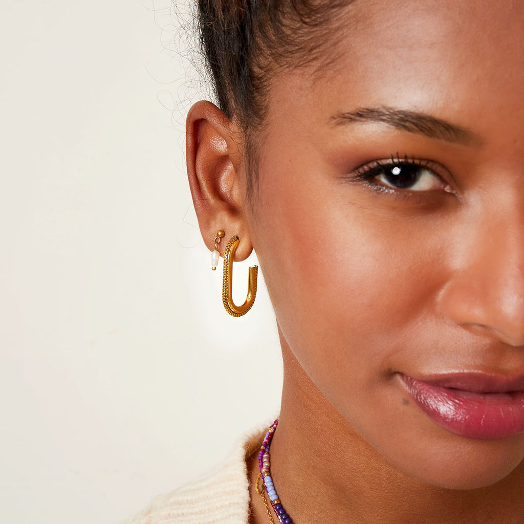 Twisted Oval Earrings - Gold
